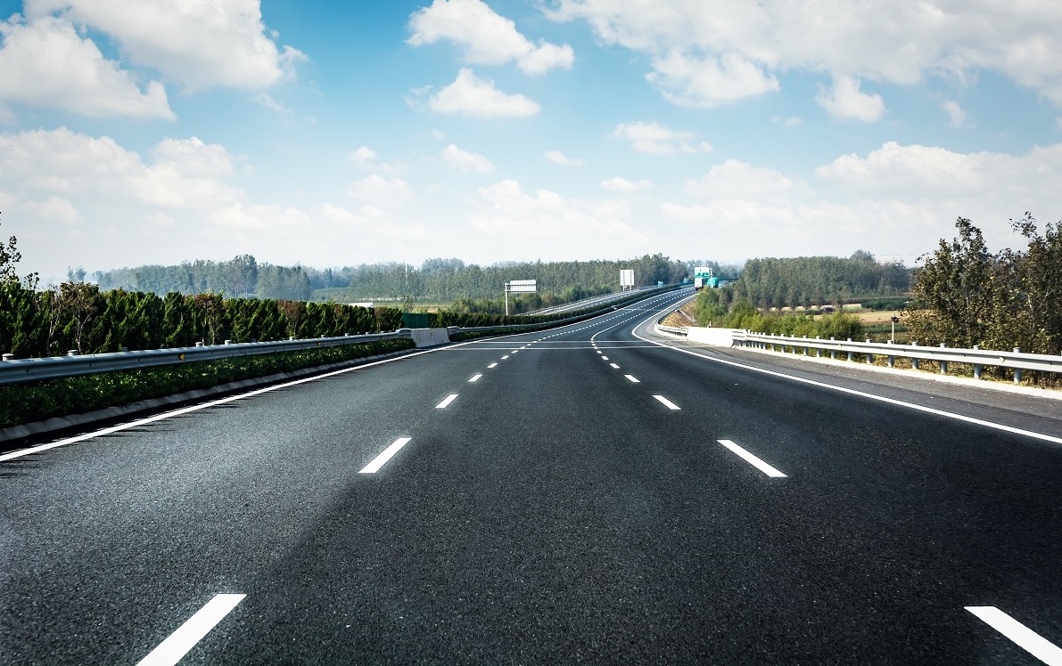 В России построили и отремонтировали 28 тыс. км дорог