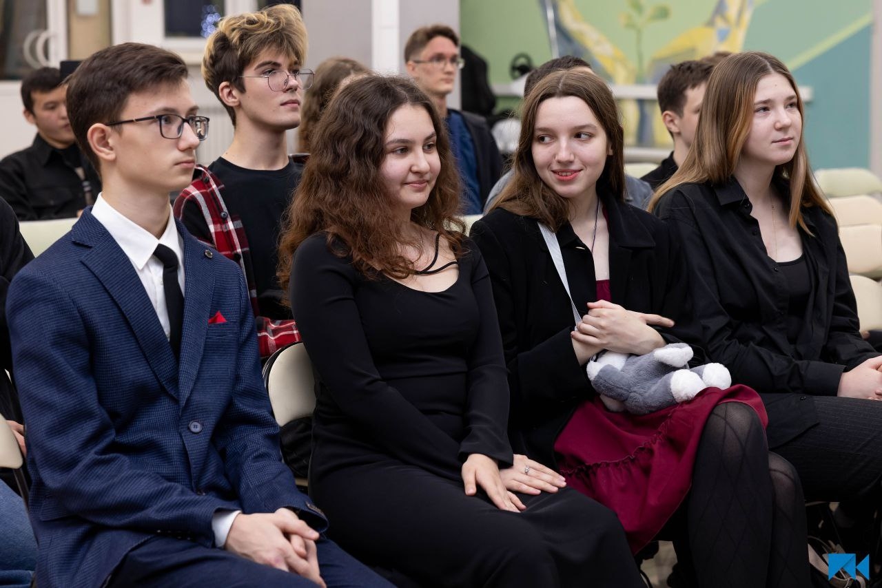 Студентки Колледжа Президентской академии — лучшие в спортивном программировании!