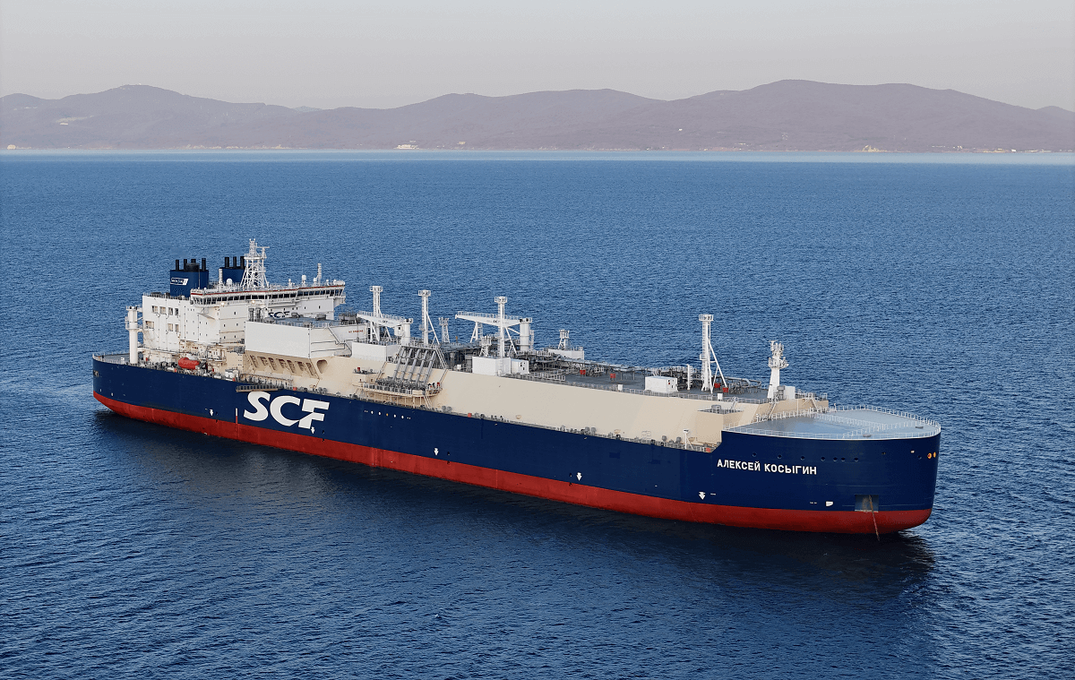 Судоверфь «Звезда» передала заказчику танкер-газовоз, впервые построенный в России